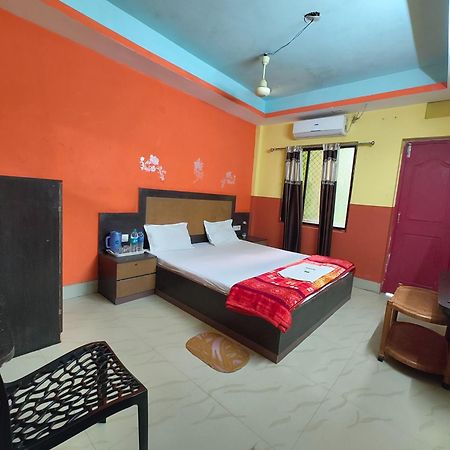 Goroomgo Samrat Palace Puri Near Sea Beach With Parking Facilities - Restaurant Available - Couple Friendly Exterior foto