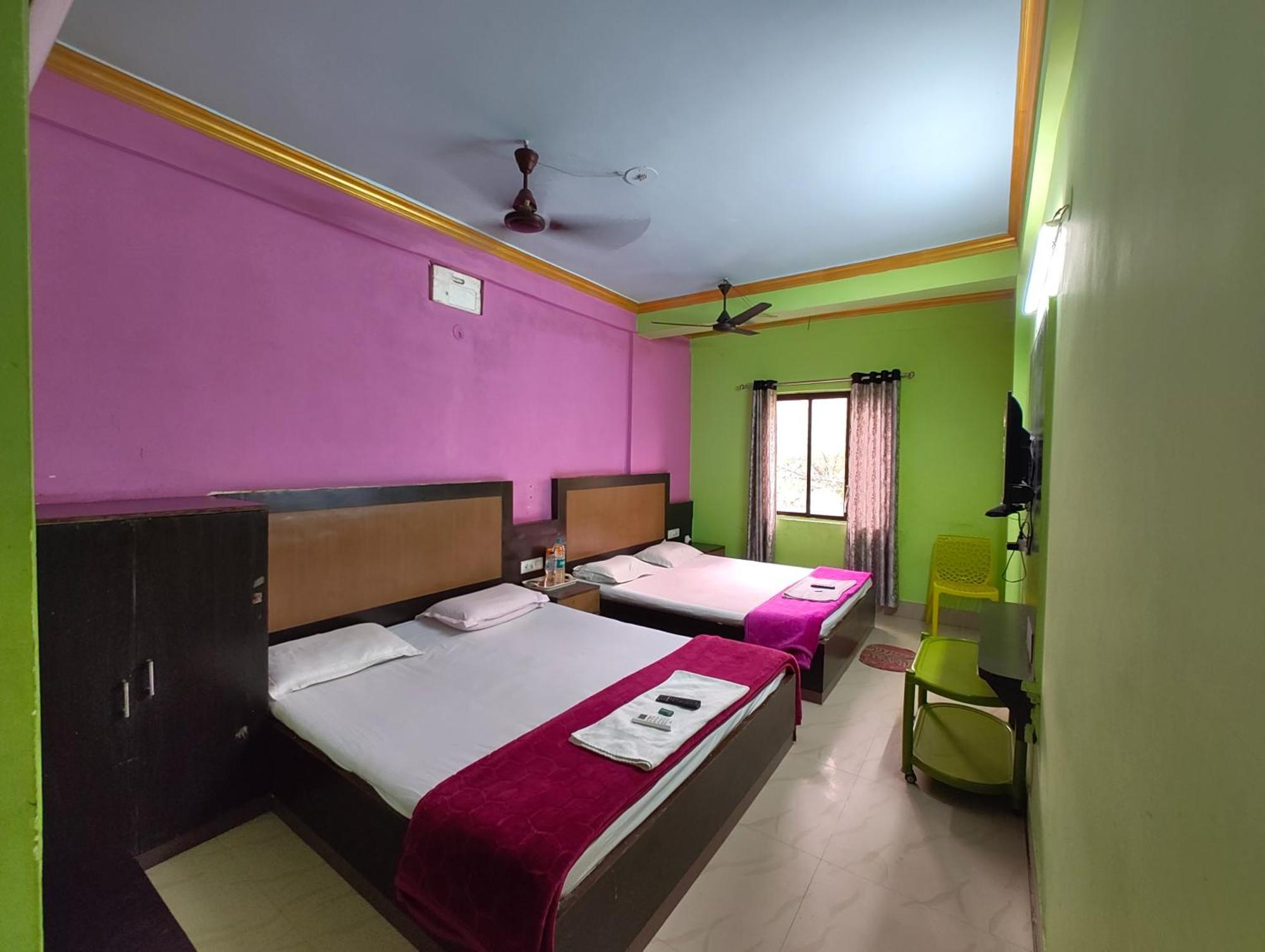 Goroomgo Samrat Palace Puri Near Sea Beach With Parking Facilities - Restaurant Available - Couple Friendly Exterior foto