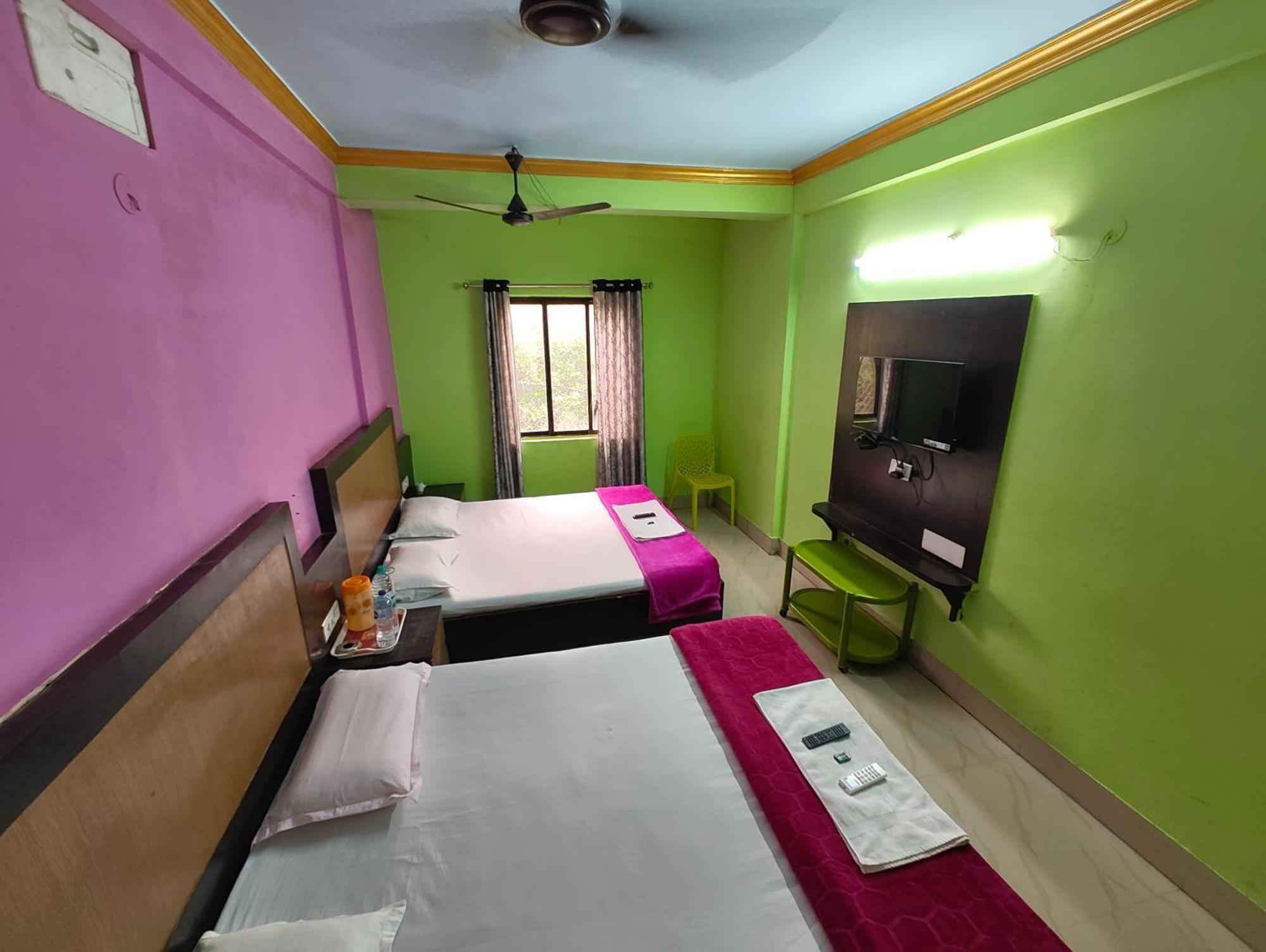 Goroomgo Samrat Palace Puri Near Sea Beach With Parking Facilities - Restaurant Available - Couple Friendly Exterior foto