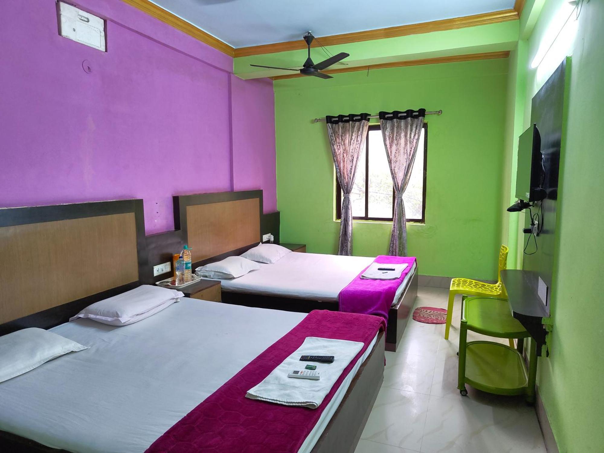 Goroomgo Samrat Palace Puri Near Sea Beach With Parking Facilities - Restaurant Available - Couple Friendly Exterior foto